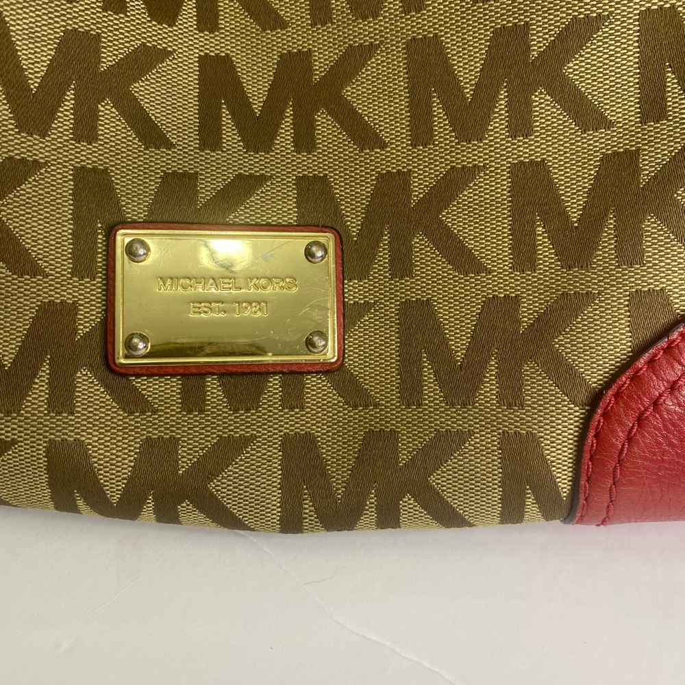 Michael Kors Red Brown Shoulder Bag with Signature Design - Picture 3 of 5